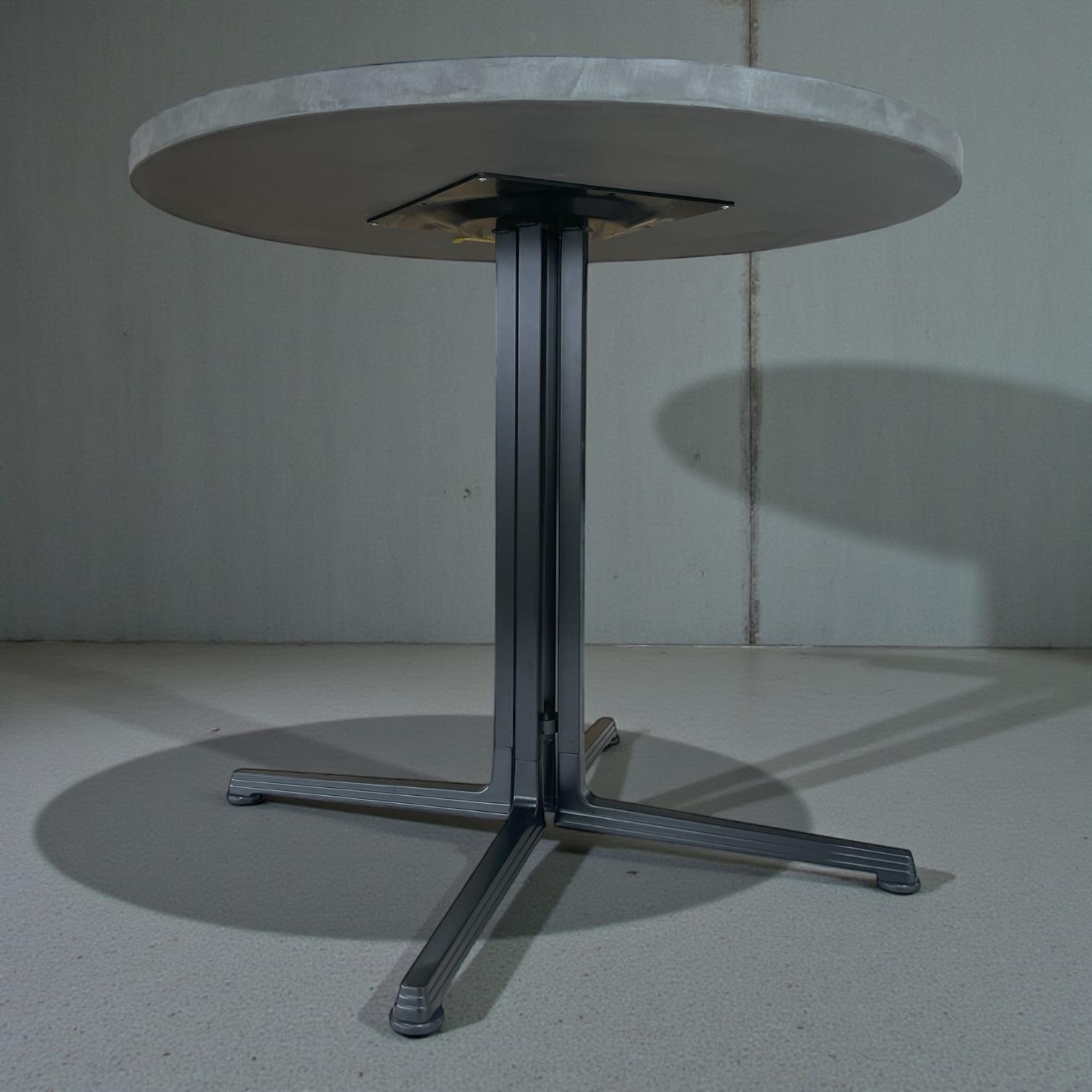 モルタル×アイアン　カフェテーブルC | 5枚目